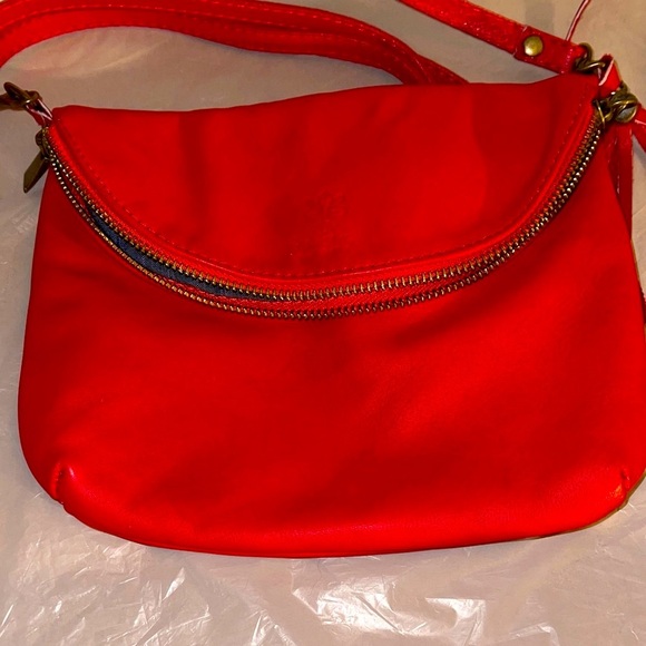 Vera Pelle Elegant Italian Leather  Red Crossbody Bag - Picture 7 of 7